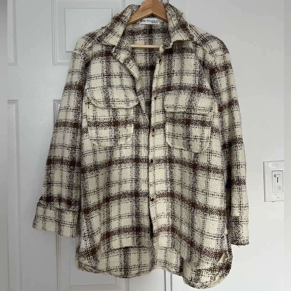 Little Mountain Vancouver Shacket Cream/Brown size small